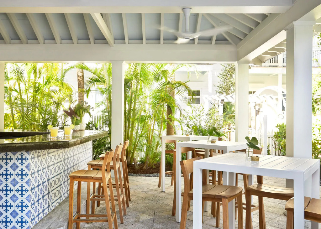 Parrot Key Hotel & Villas