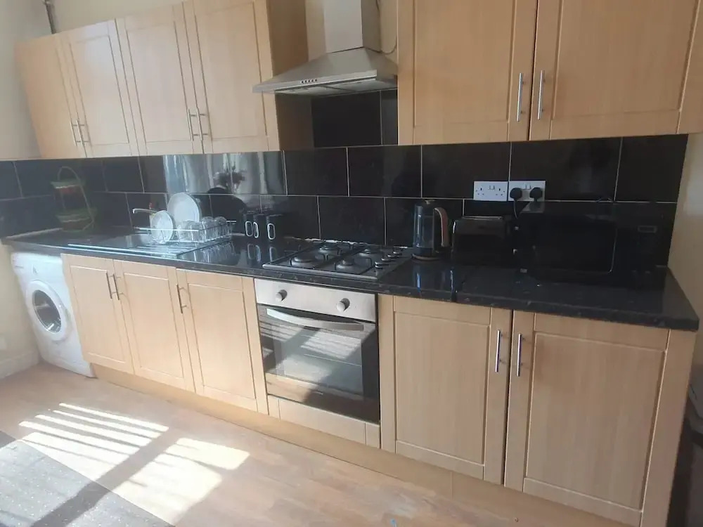 Bradford 2-bedroom Home - Sleeps 4 - Free Parking