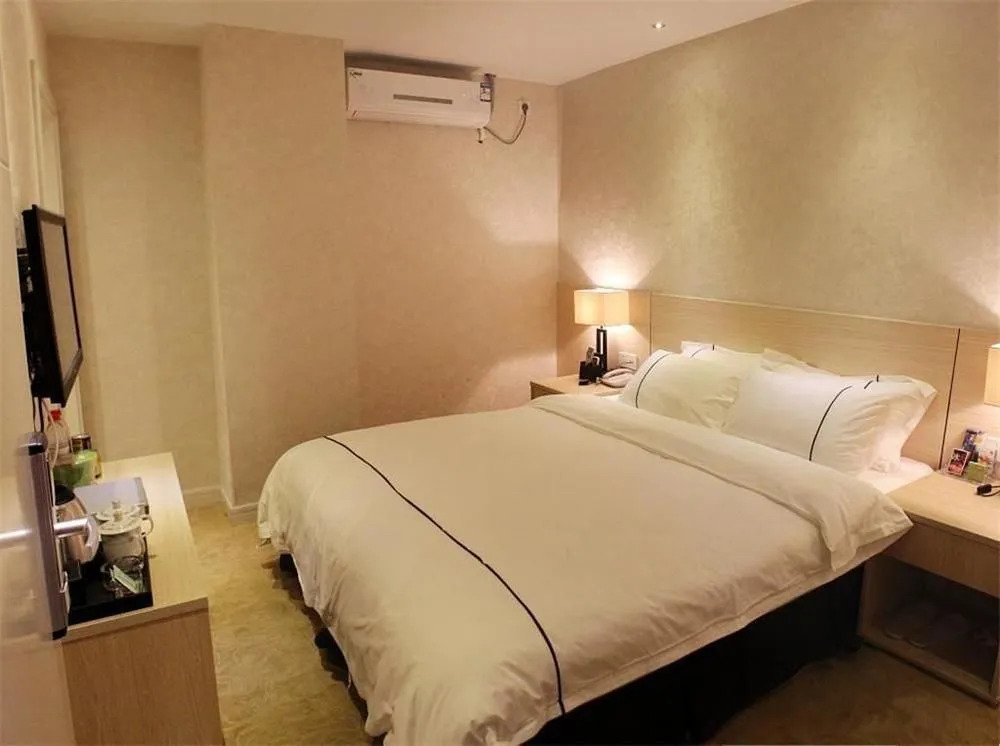 Mango Hotel