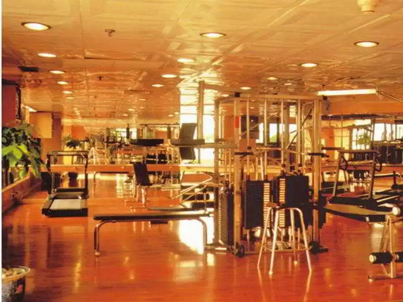 Yinhe Dynasty Hotel