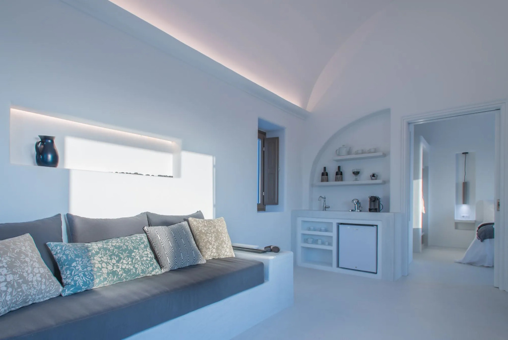 Azar Luxury Villas & Suites