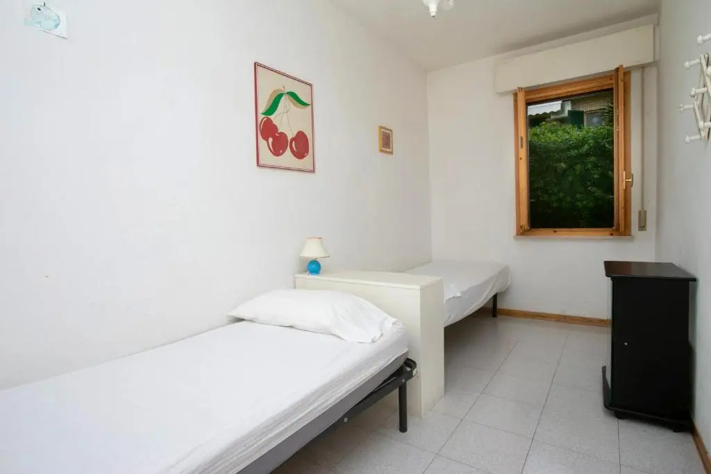 S076 - Sirolo, Bilocale in Centro, Con Terrazzo E Aria Condizionata!