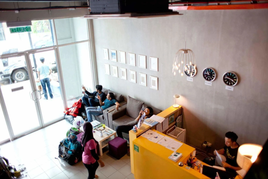 SKYPOD Hostel