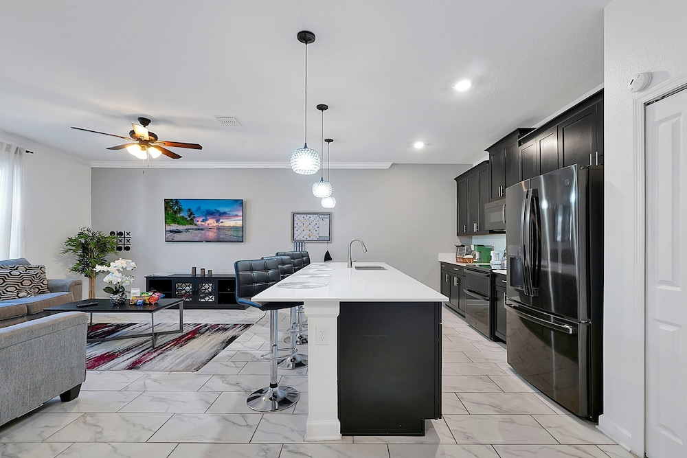 Top Rated 4BR Home
