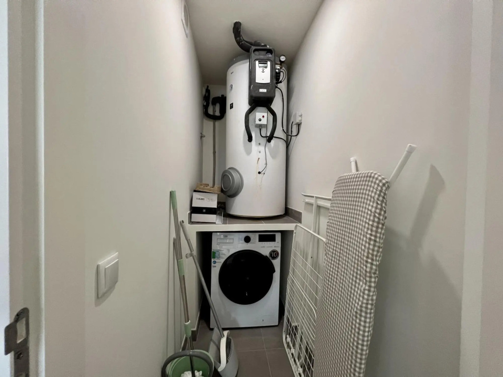 Faro Design 6 by Homing