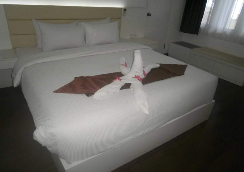 Cavery Beach Hotel