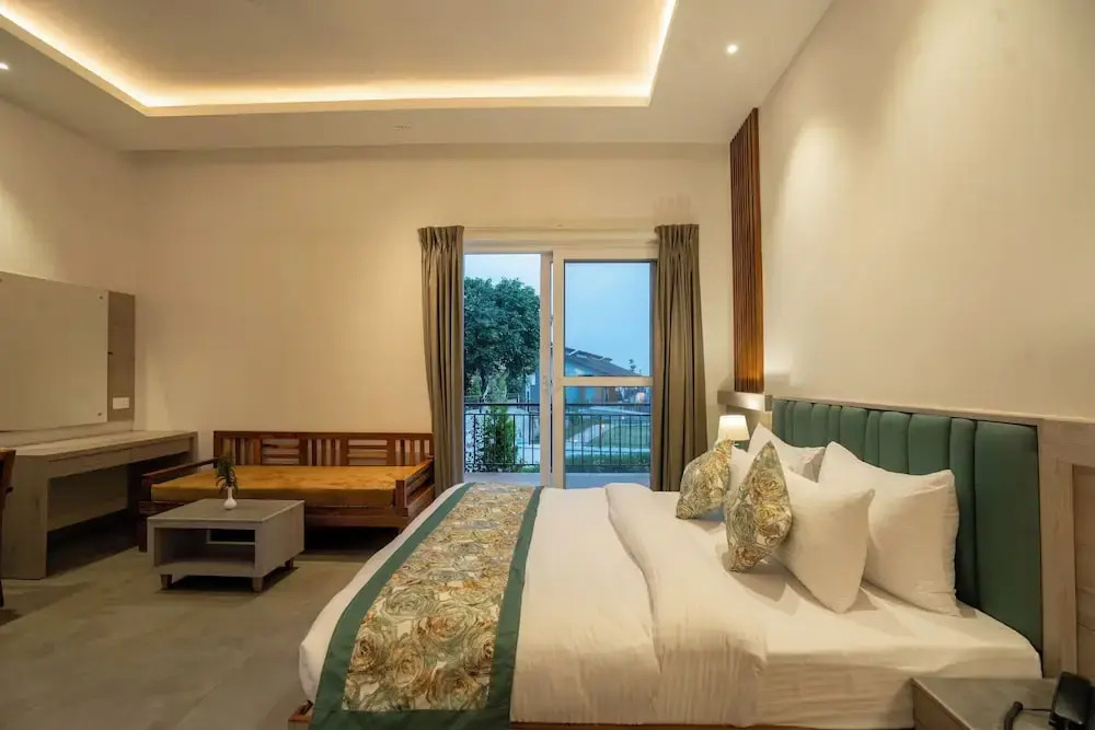 Evara Spa & Resort