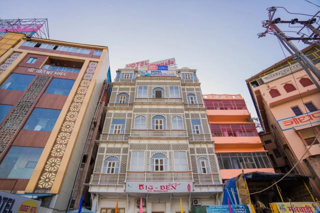 Ganga Heritage By Howard