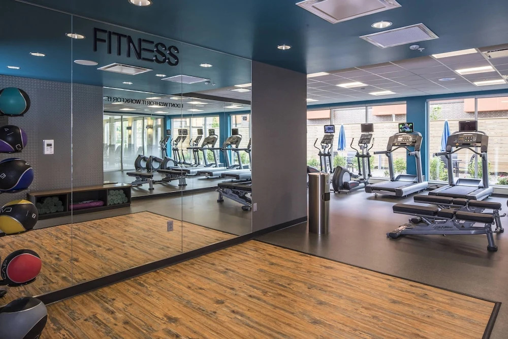 Fairfield Inn & Suites Pittsburgh North/McCandless Crossing