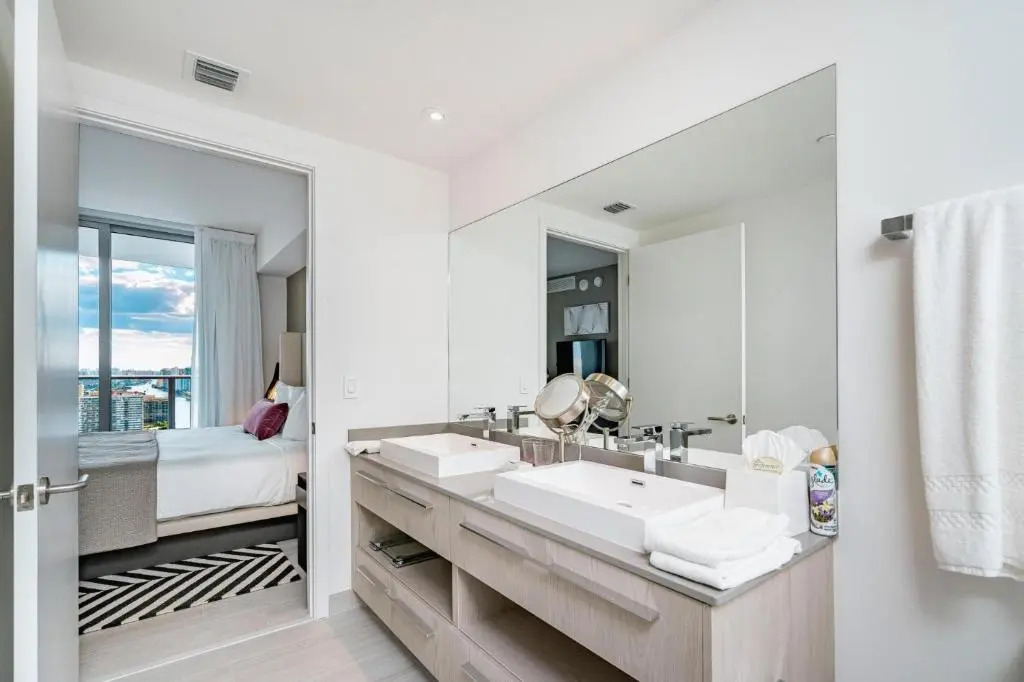 Hyde Beach House 2709