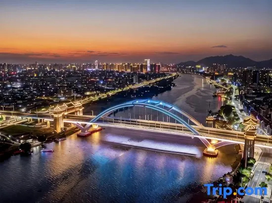 Jimo·shiguang Hotel