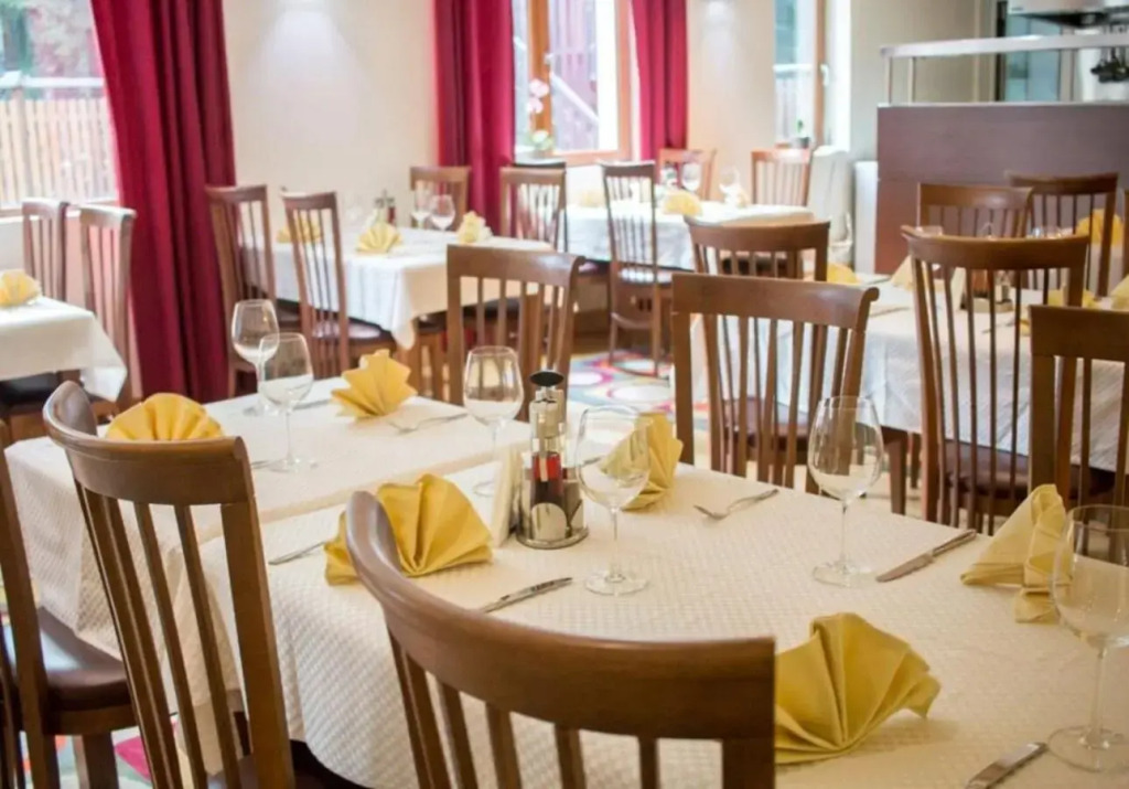 The Lodge Hotel