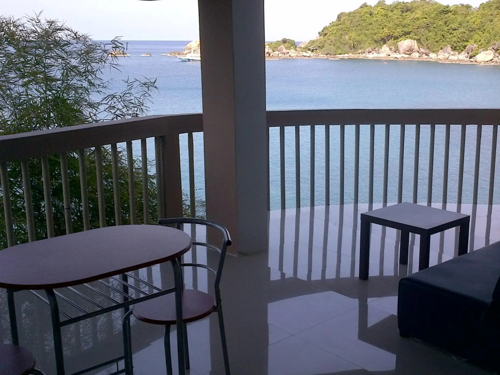 Hin Wong Apartments Dive & Snorkel Resort