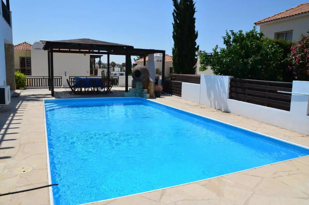 Paradise Villa 14-Peyia