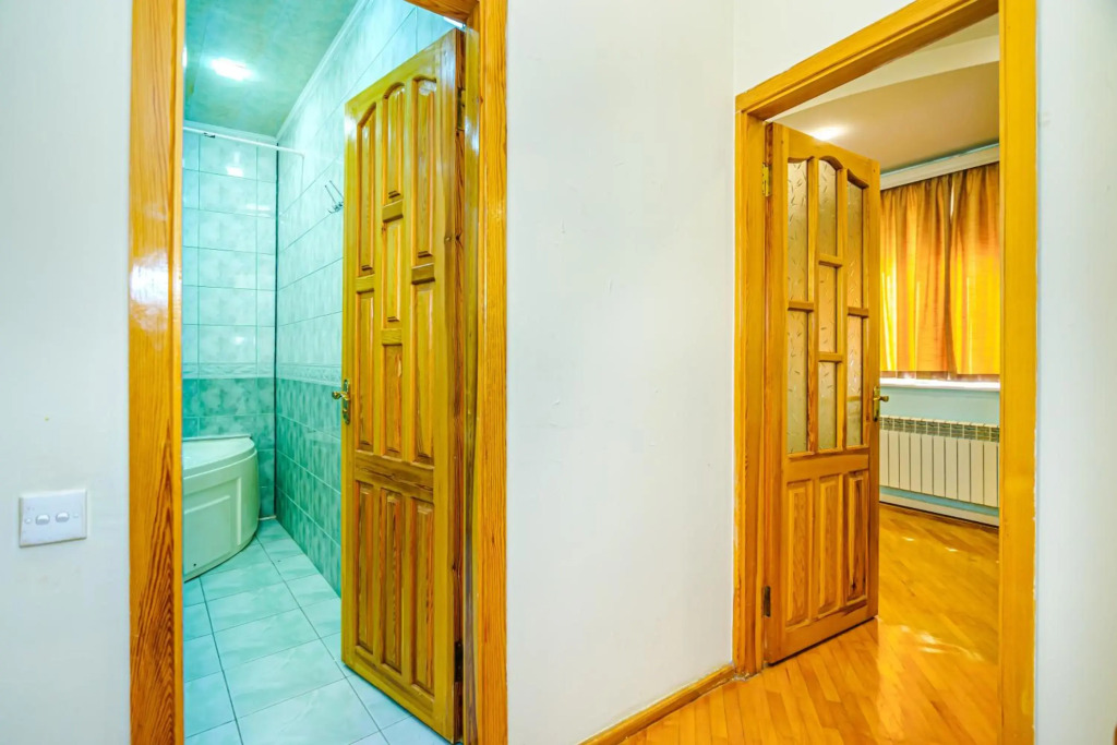 Old City 3 Room Lux Home