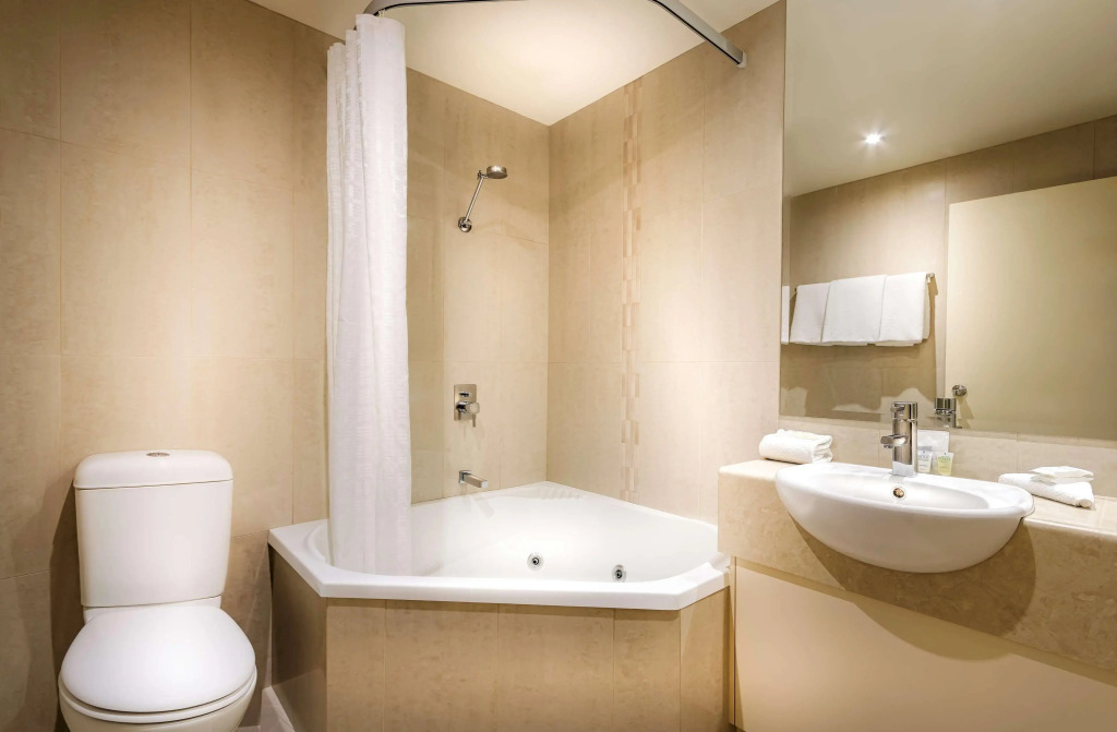 BEST WESTERN PLUS Travel Inn
