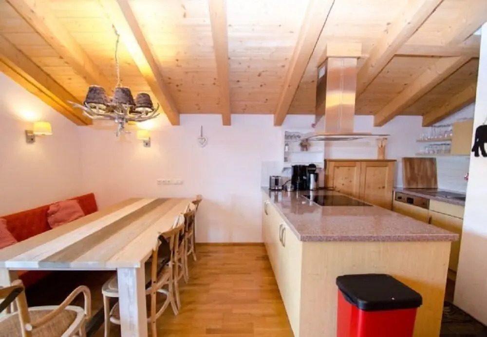 All Seasons Lodge by All in One Apartments