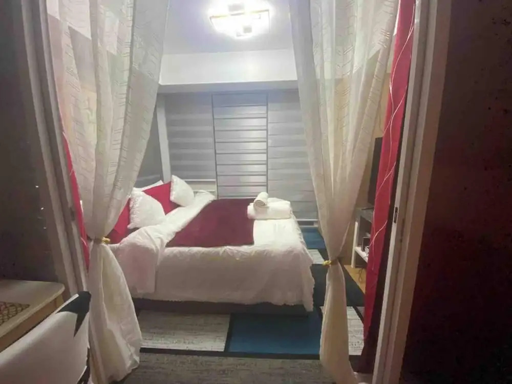 Cozy 1BR Cityview With Balcony and Near Airport