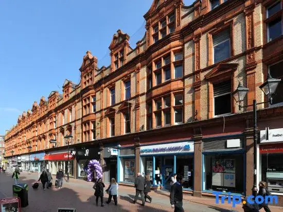 Exceptional 2 bedroom Flat in the Heart of Reading