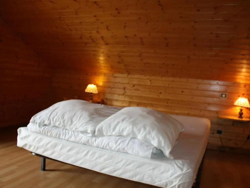Chalet spacieux à Gérardmer avec terrasse et équipements familiaux - FR-1-589-65