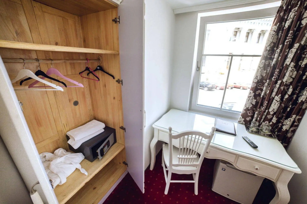 Hotel Helin Central