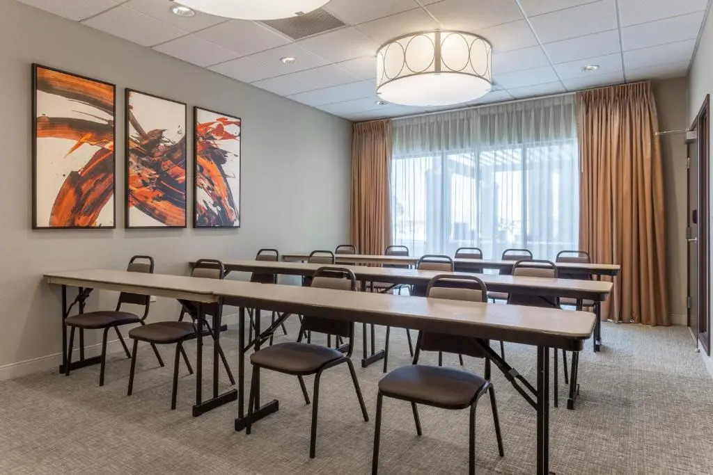 Candlewood Suites Fargo South-Medical Center by IHG