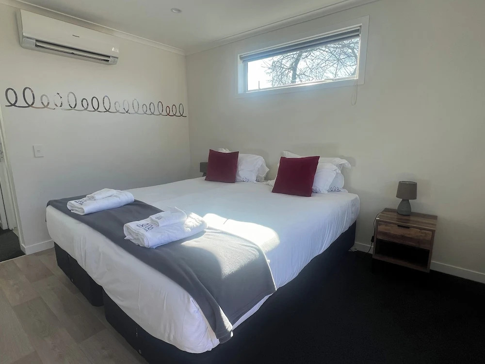 Podium Lodge