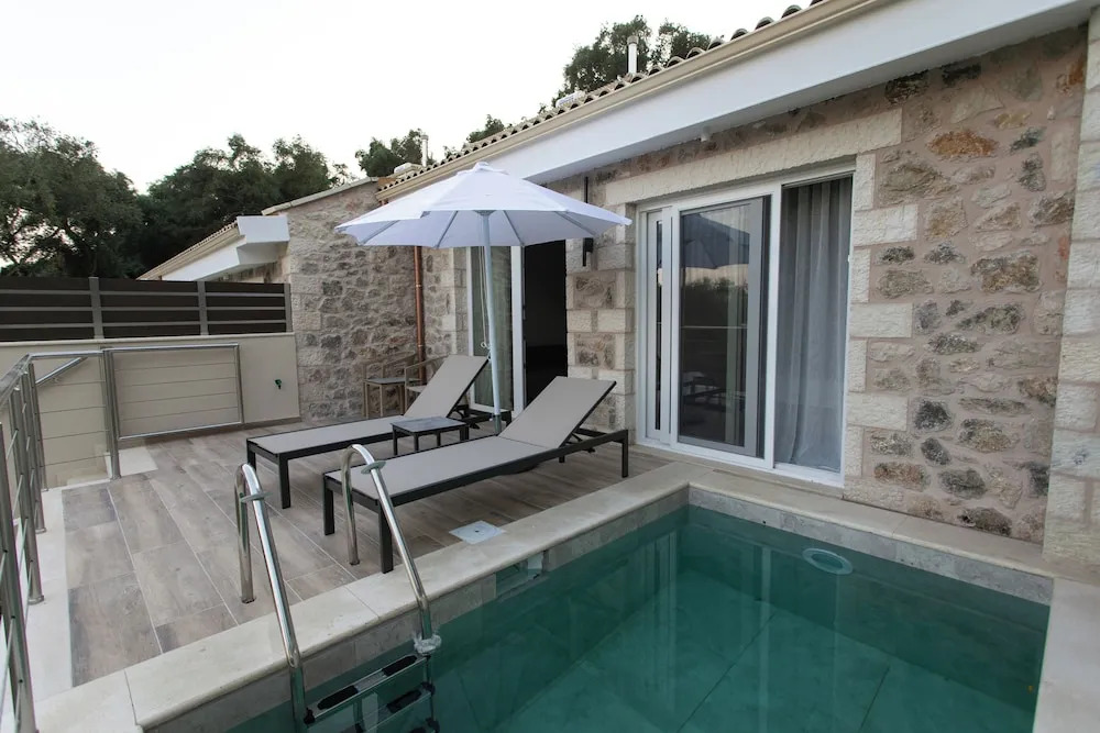 Elais Luxury Villas