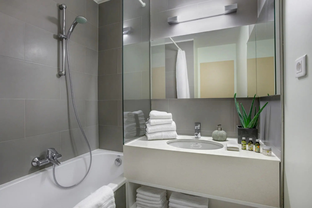Citadines Toison dOr Brussels