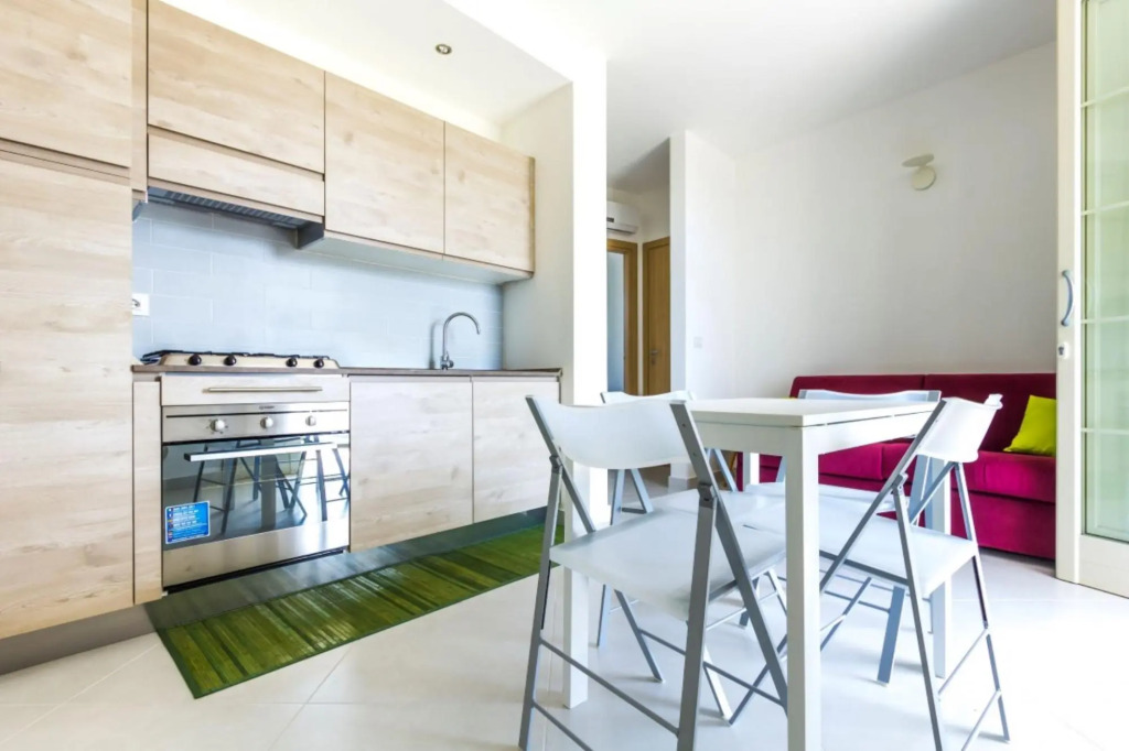 Gabbiano apartment in residence with pool in Santa Maria al Bagno-Eos