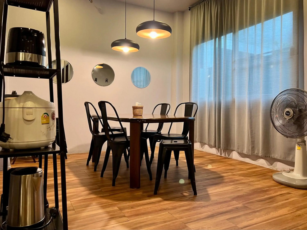 Mini-ME Home, A Cozy Entire House in Old City