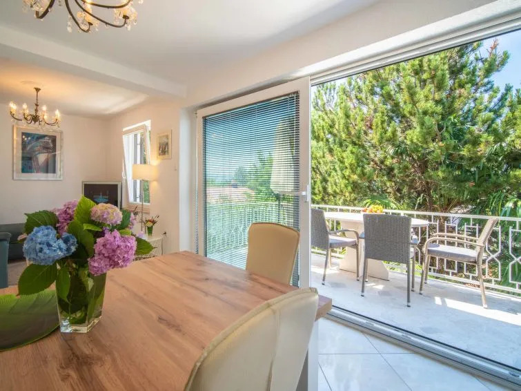 Holiday Home Vesna by Interhome