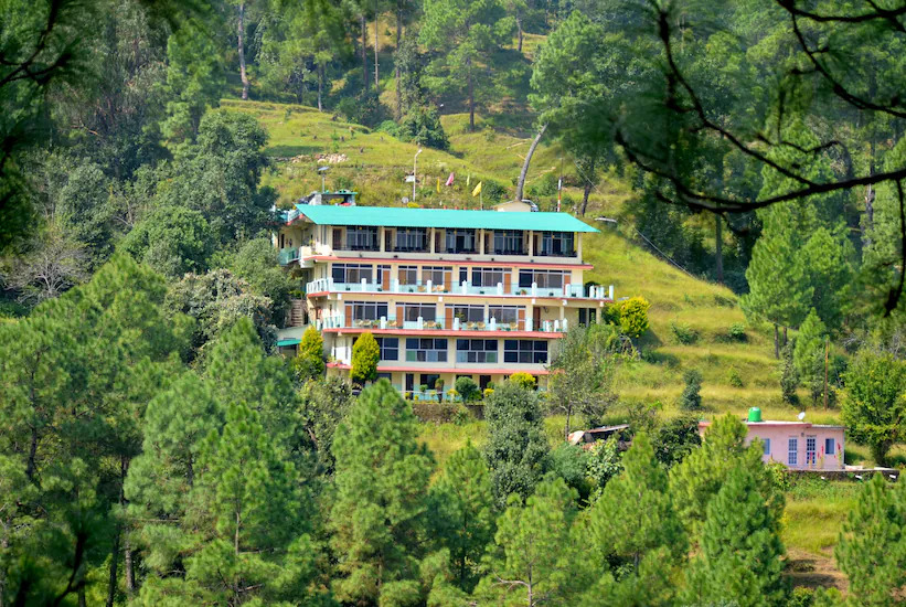 Nature's Valley Resort