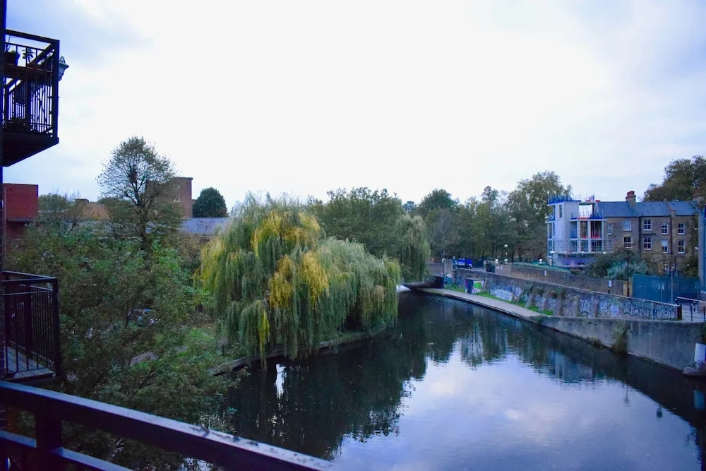 Spacious 2 Bedroom Flat in Bethnal Green