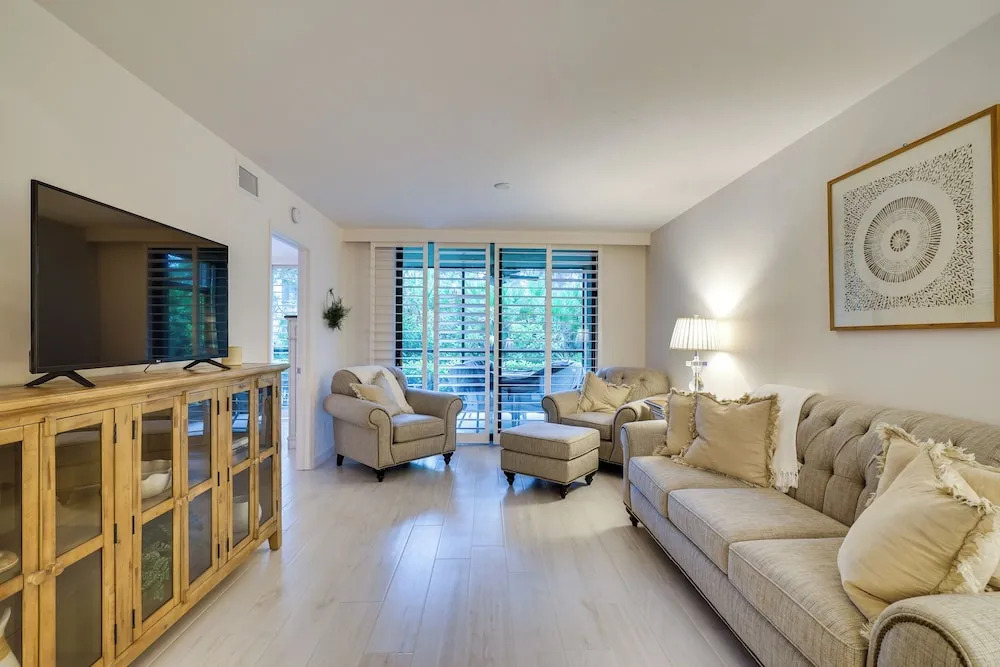 Bonita Springs Condo w/ Community Pool!