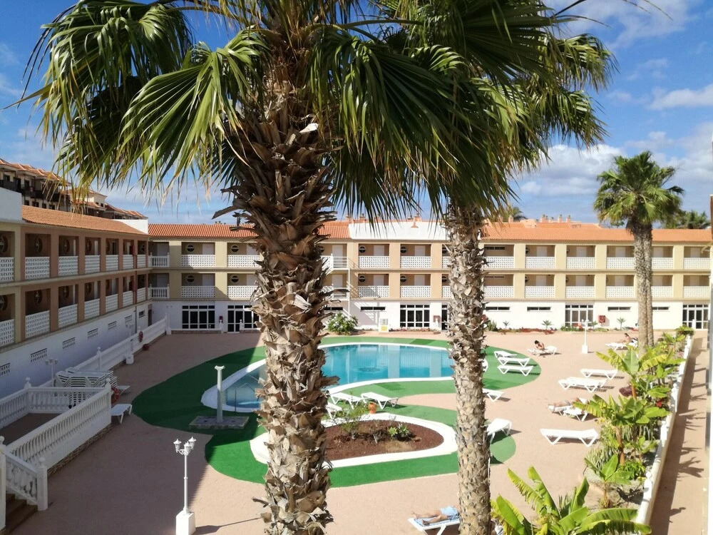 Studio in Costa del Silencio, With Wonderful sea View, Shared Pool, Furnished Terrace - 1 km From the Beach
