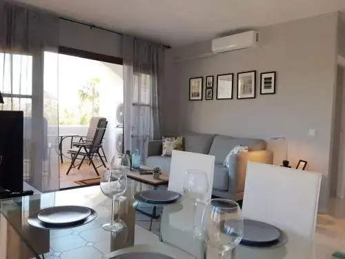 ☆Stylish 2br with Views To the Sea & Near Golf