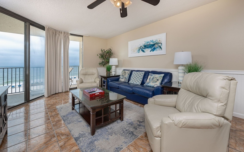 Phoenix V 513 2 Bedroom Condo