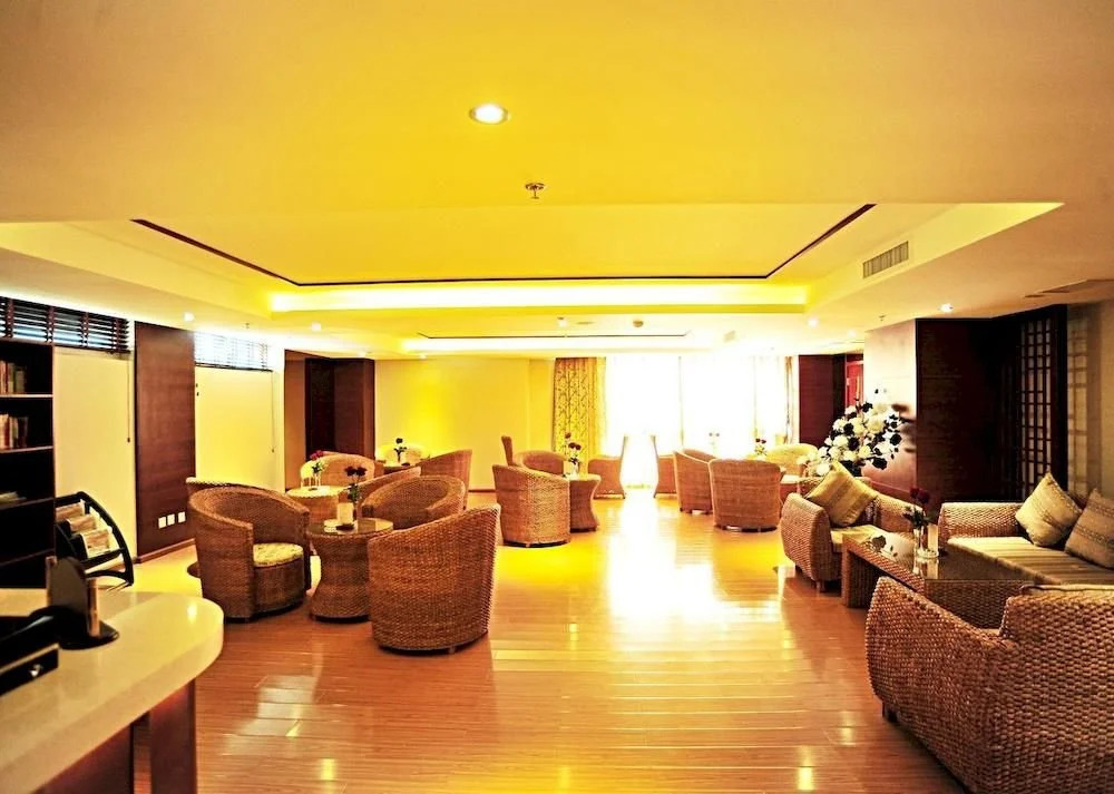 Dingyi Hotel