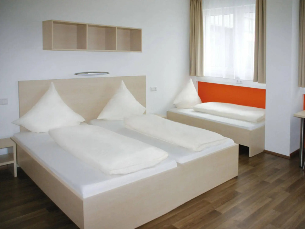Orange Hotel und Apartments
