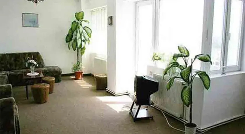 Maris Apartments