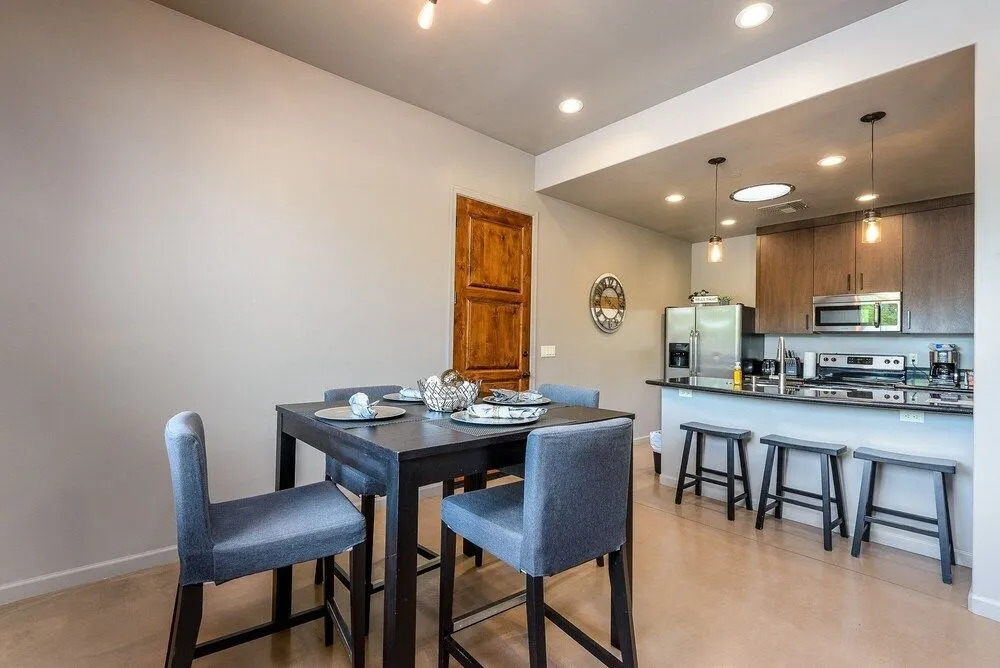 Lone Mountain Casita 1 Bedroom Home by RedAwning