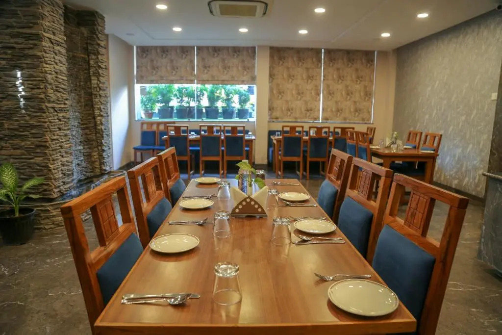 Four Leaf Hotel - Sapphire Blue, Varanasi