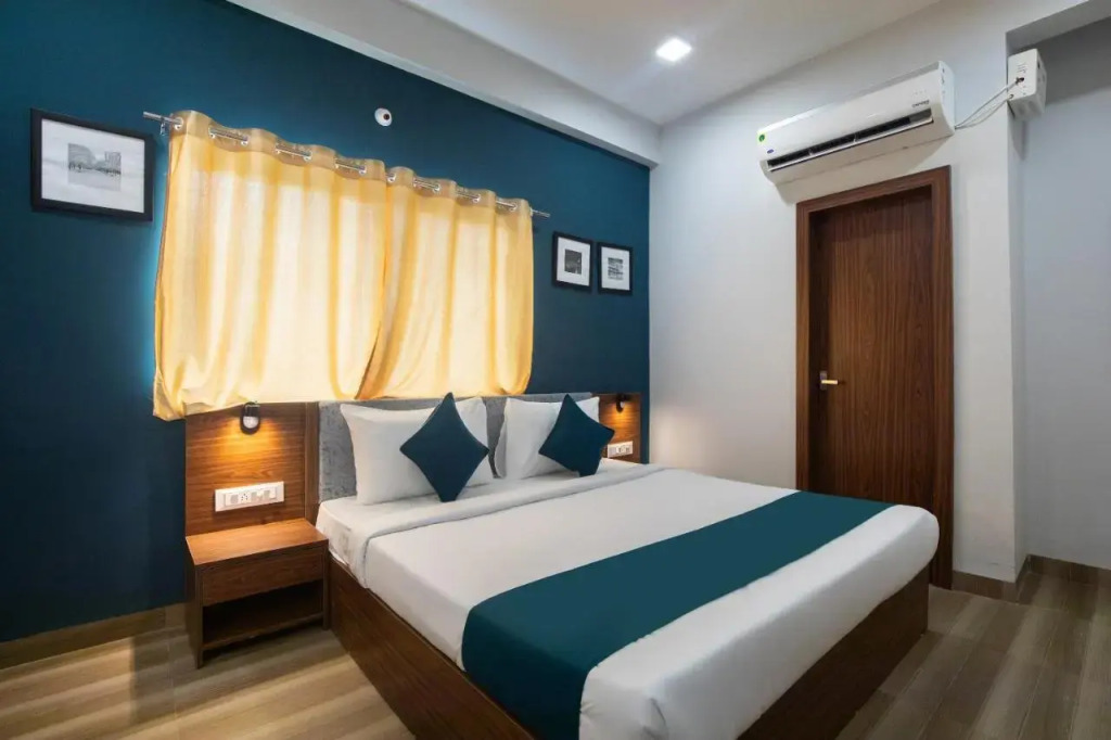 Hotel Ballfin Indore