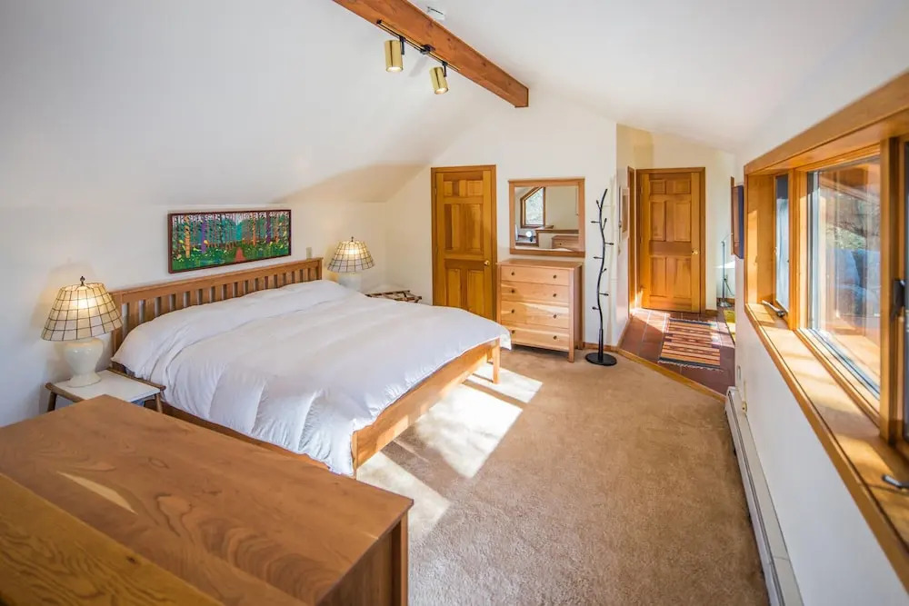 Lakewood Lodge