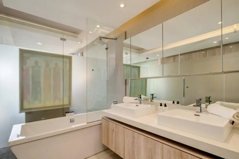Elegant Apartment at the Waterclub Amani Views
