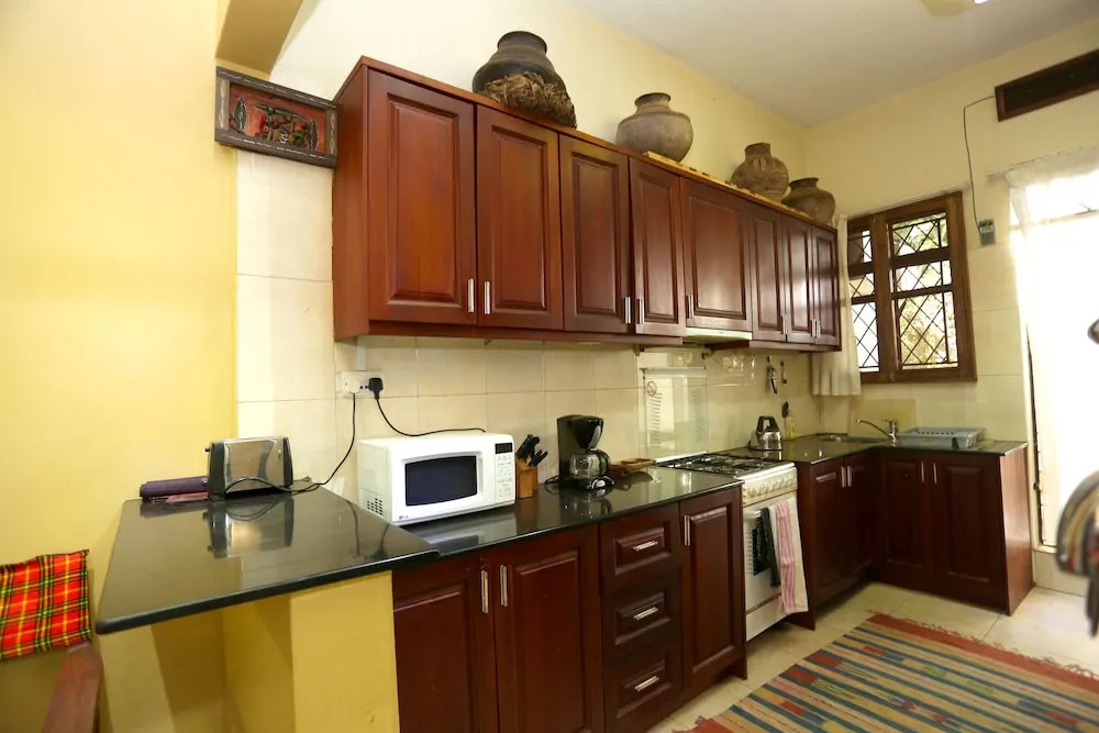 Remarkable 2-bed Cottage Along Gayaza Road