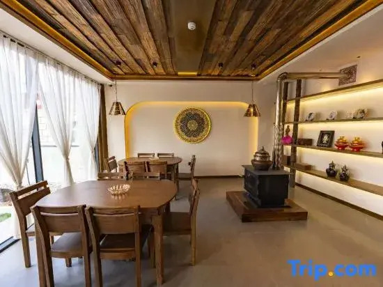 Shangri-La No. 7 Chinese Inn (Dukezong Ancient City)