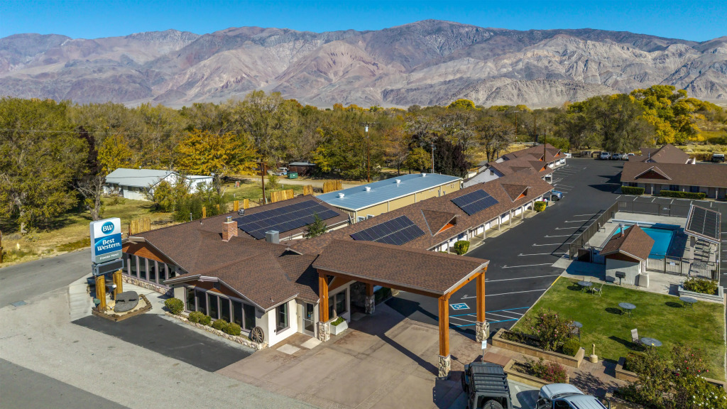 Best Western PLUS Frontier Motel