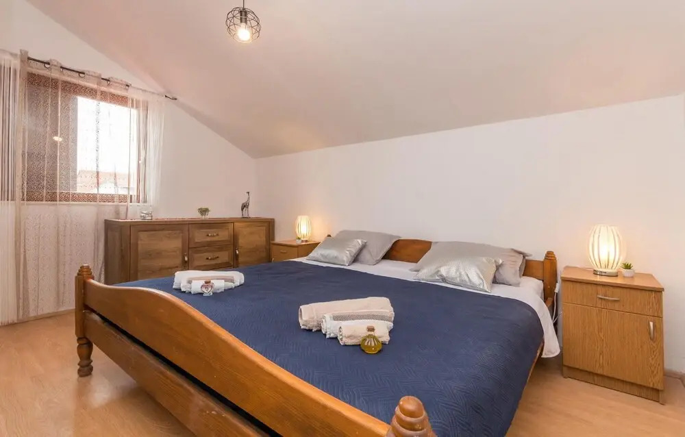 Stunning Home in Tinj With 3 Bedrooms, Wifi and Outdoor Swimming Pool
